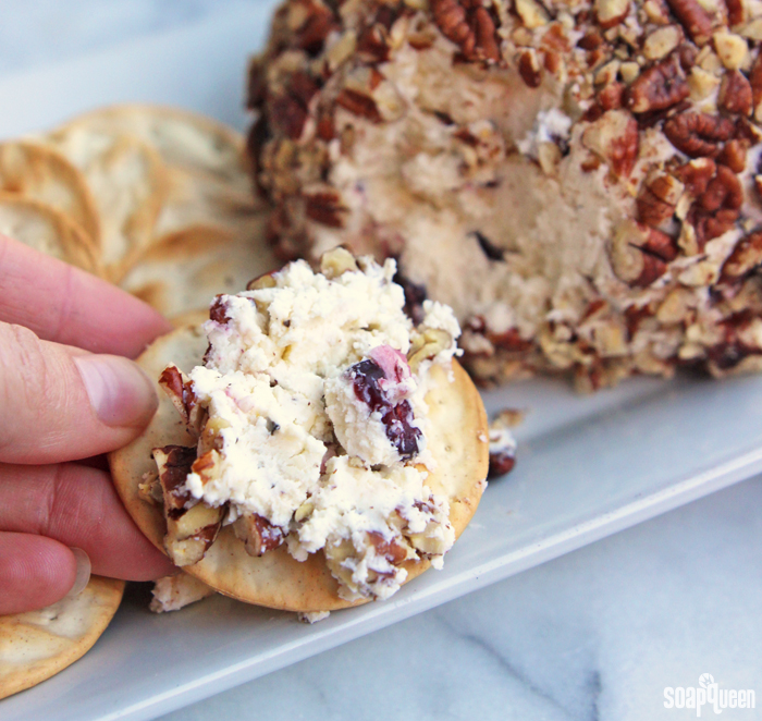 This Cranberry & Pecan Cheeseball is the perfect appetizer for any large gathering. 