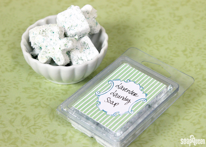 Create your own handmade laundry soap with washing soda, citric acid and essential oils. 