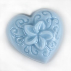 FlexiblePlumeriaonHeartMold