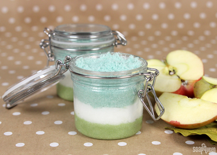 Apple & Sage Salt Scrub DIY /// Learn how to make this easy, multi-layered scrub using avocado oil and Epsom salt. 