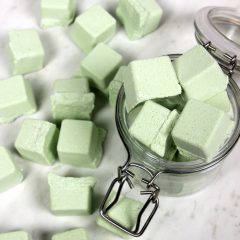 mini-key-lime-bath-bomb-tutorial