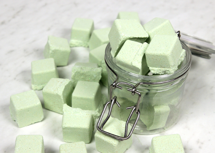 Mini Key Lime Bath Bomb Tutorial