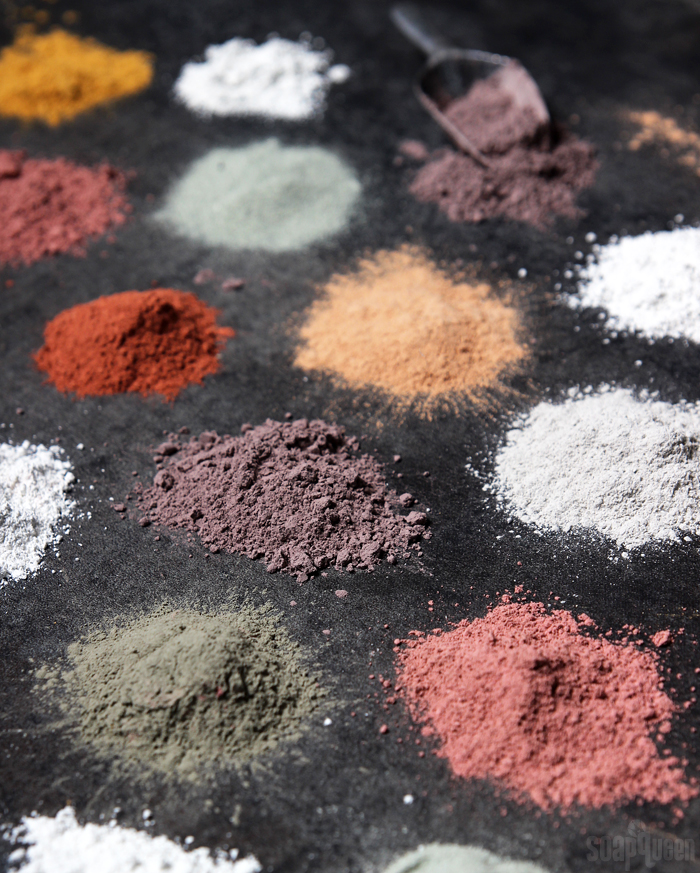 Kaolin vs Bentonite Clay: Which is Better?