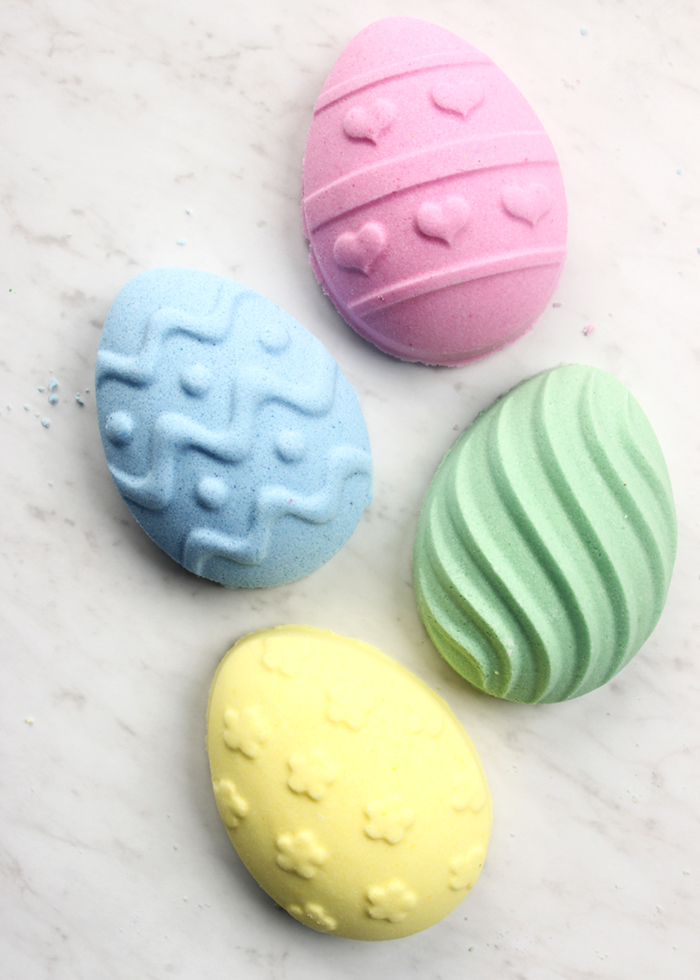 DIY Easter Egg Bath Bombs