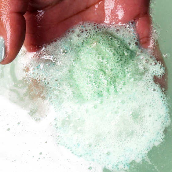 How to Make Bath Bombs Without Citric Acid