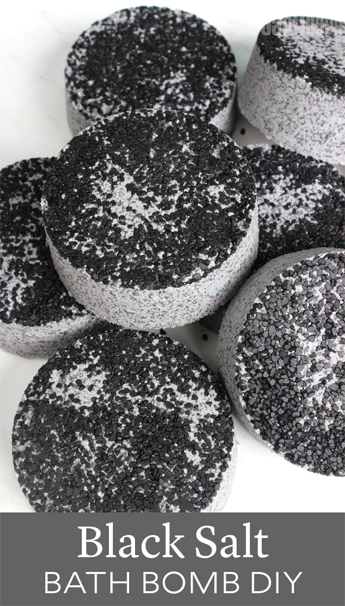 https://www.soapqueen.com/wp-content/uploads/2017/05/Black-Salt-Bath-Bomb-DIY.jpg