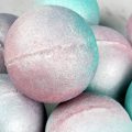 Iridescent Pearl Bath Bomb Tutorial