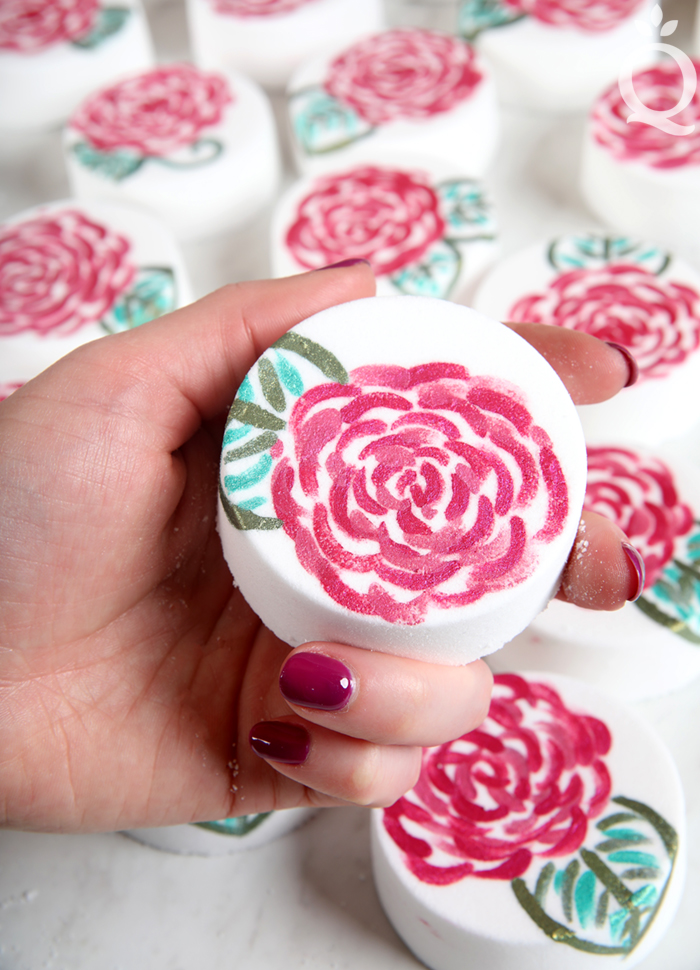 Rose Painted Bath Bomb DIY