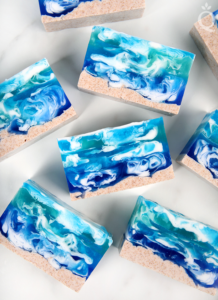 Seascape Melt and Pour DIY