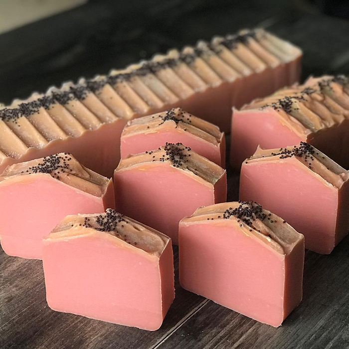 https://www.soapqueen.com/wp-content/uploads/2018/09/Salt-Shea-Pineapple-Papaya-Soap.jpg